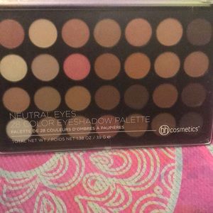bhcosmetics:Neutral Eyes 28 Color EyeshadowPalette